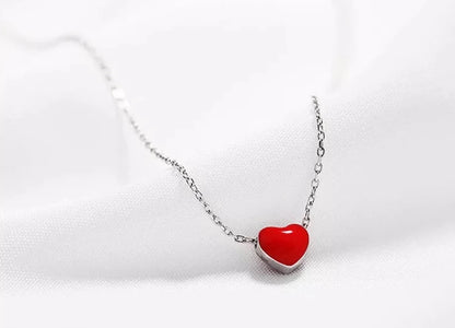 Amante's Enamel Heart Necklace