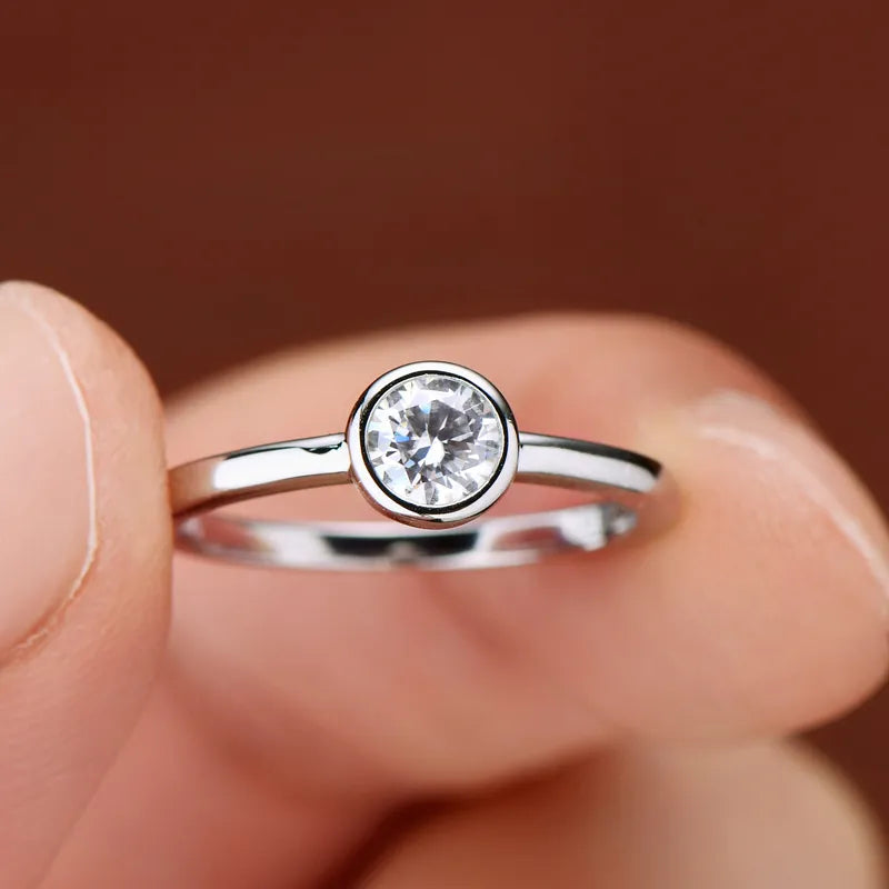 Petite Aureole Ring